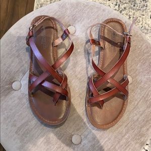 Leather sandals